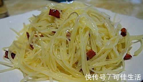 香辣土豆丝|炒土豆丝时,先放醋还是后放醋?大部分人都做错,难怪不好吃