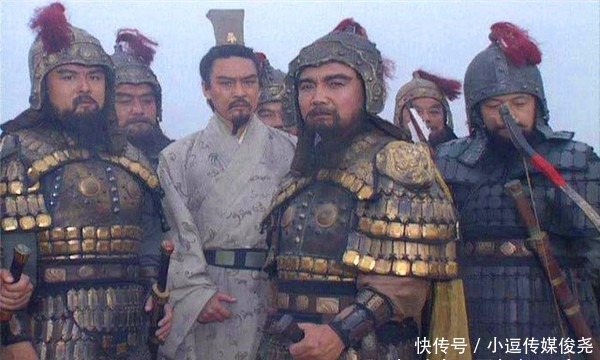 到底|三国时期,“青梅煮酒论英雄”曹操到底为何没杀刘备?