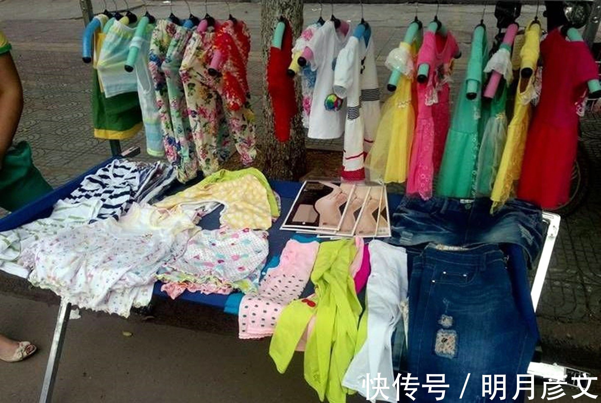 婆媳之间|婆婆总给娃买“奇葩”玩具，说了吵架，不说伤娃，“心计”很关键