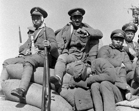 此人|此人手无一卒,却令手握九万重兵的三将弃军出走国外,由他再率部起义