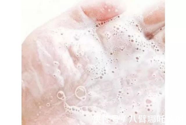 洗面奶|4款百元内的护肤品,性价比超高,贫民窟女孩必备!