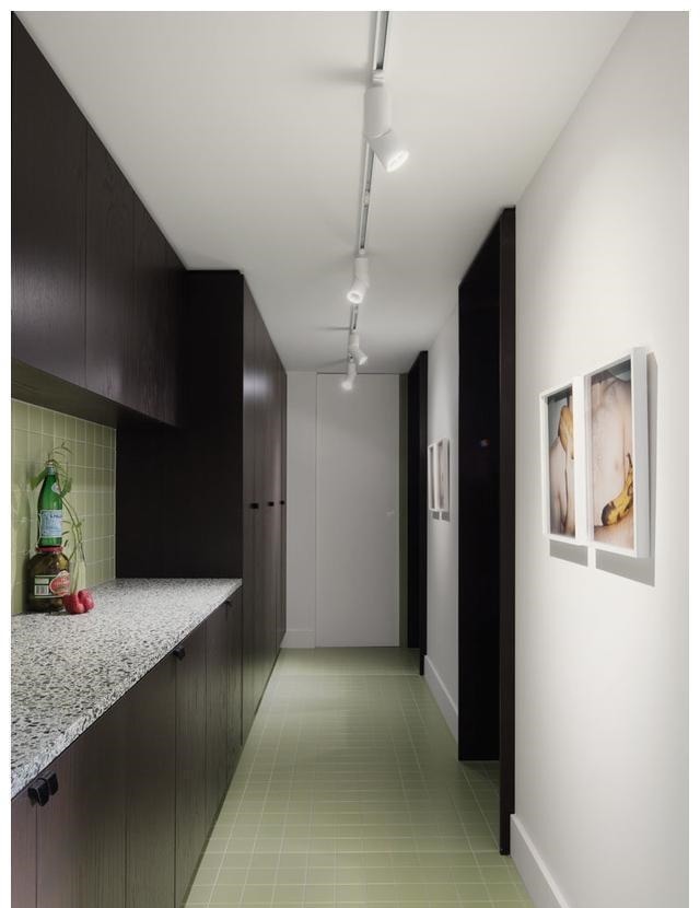 卧室|别墅外观设计就被迷住了,进去参观就怕迷路!空间运用的太聪明了