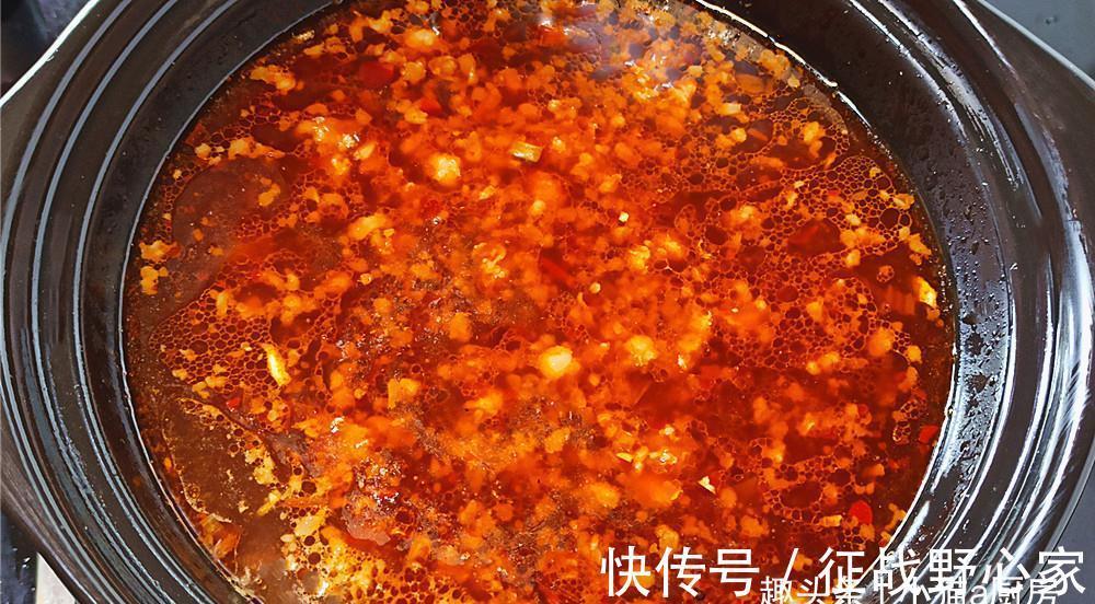 家常菜肉末粉条,鲜香酸辣,特别开胃,我们家冬天常吃