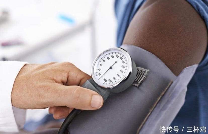 医生|高血压的“天敌”被医生发现,每天坚持吃,血压悄悄降下来