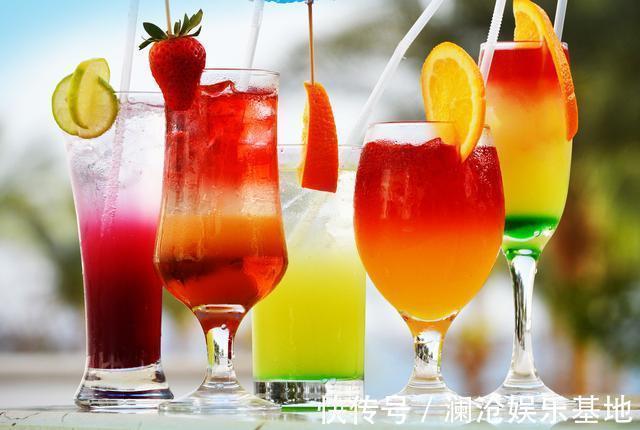 小娟|3岁男童,查出肠穿孔,医生查明病因,妈妈怒吼:不许奶奶见孙子