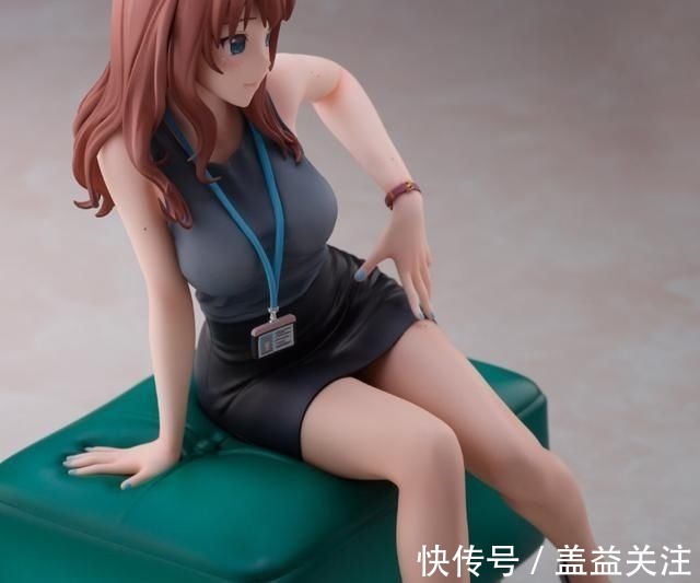 黑点|本末倒置的懂人心手办:前辈OL桑 据说模友都在数她身上有多少痣