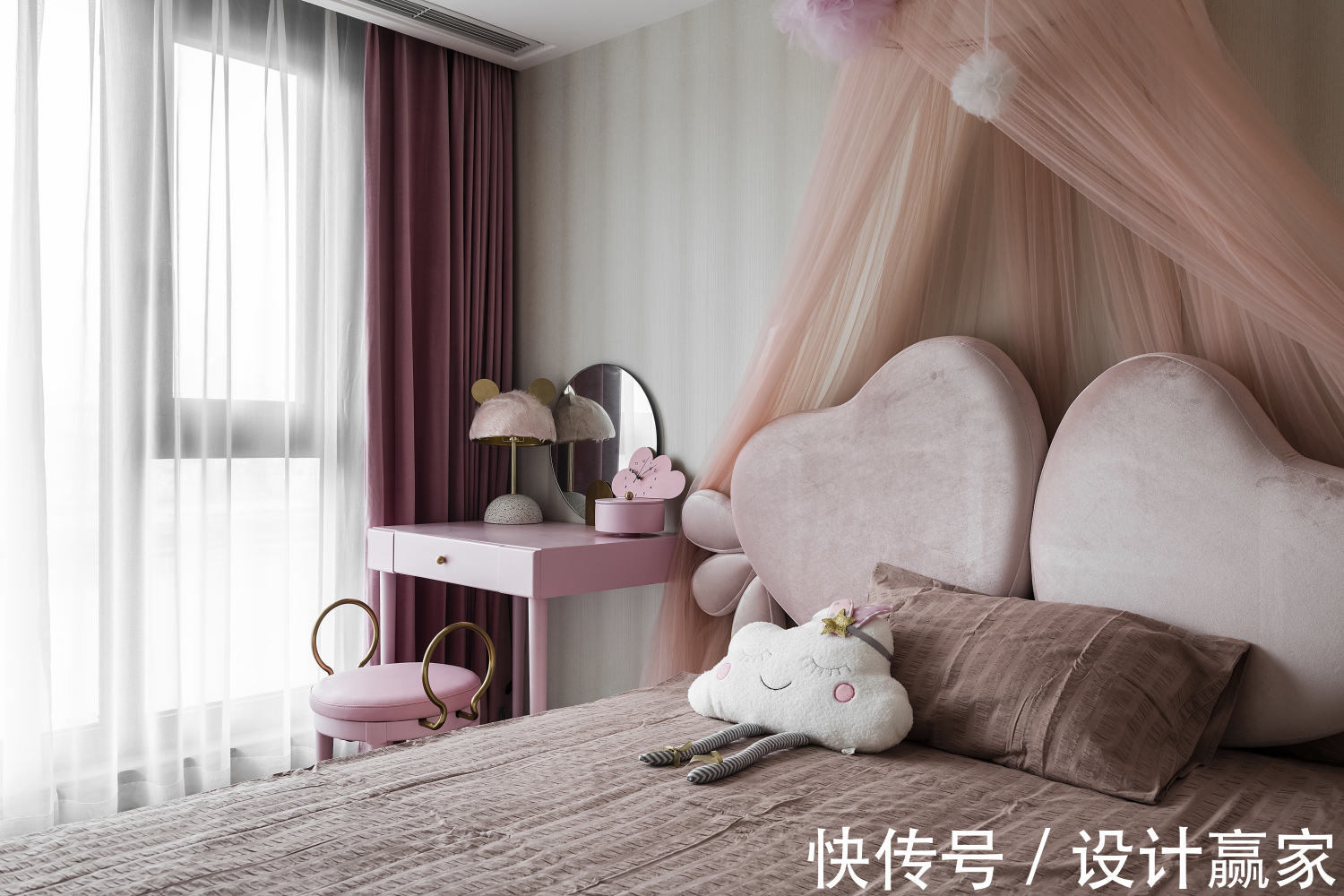 欧式|161㎡精致优雅四居,浪漫酒红+轻奢金,演绎欧式文艺范