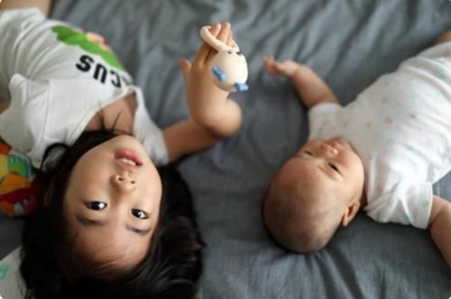 大宝|二胎年龄差几岁比较合适?过了这个年龄段,妈妈带起娃来更省心