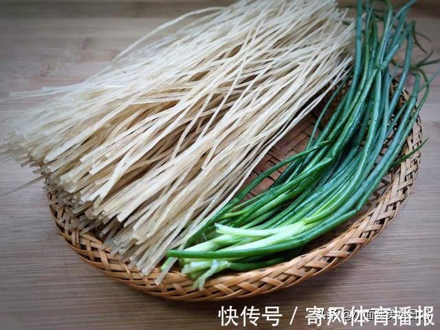 冬季遇到此菜别手软，一次囤10斤，不怕过期，随手一炒越嚼越香