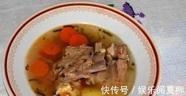 食物|怀孕期间，孕妈晚饭尽量少吃这3种食物，或许胎宝宝会感觉好受点