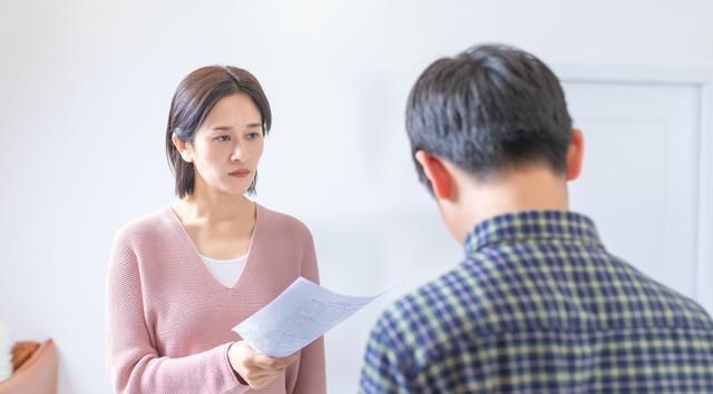 妈妈再生气也千万不能说的三句话,说一次孩子就废了