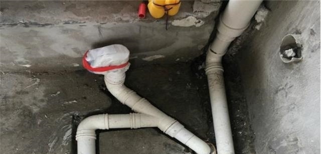 师傅|阳台那根下水管太碍事怎么办, 师傅的这个建议给得真及时
