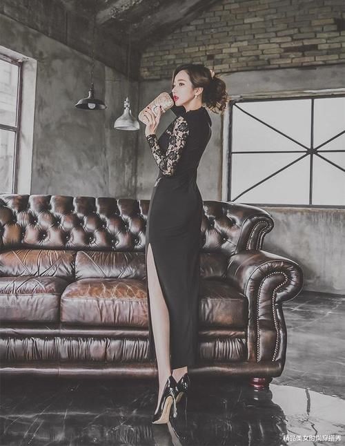 时尚穿搭推荐：这几款修身连衣裙, 性感迷人又高贵典雅