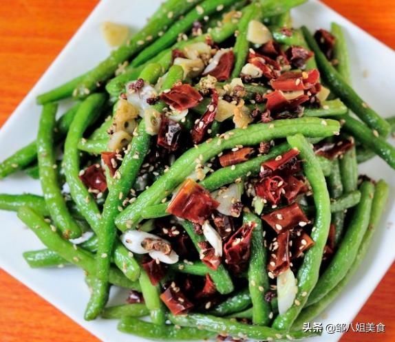 豇豆|立秋后抓紧吃这菜，再不吃就老了，分享三种吃法，好做好吃很下饭