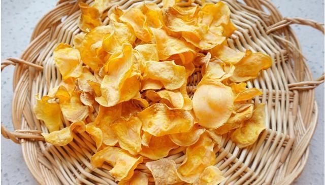 薯片|自从学会了红薯这吃法，我家零食都不买了，一次做2斤不够吃