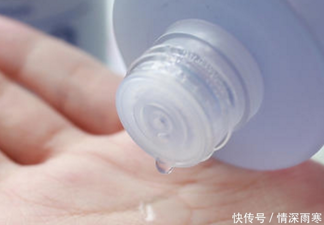 护肤|美容师:水乳不建议“混搭用”,原因有三点,真不是“忽悠”你