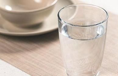 好习惯|长寿的老人晨起后,多半会有4个好习惯,你若占2个,值得高兴