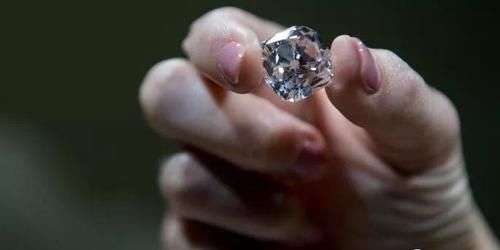 传奇粉钻“大马萨林”：来自法国王室，曾拍出1230万欧元天