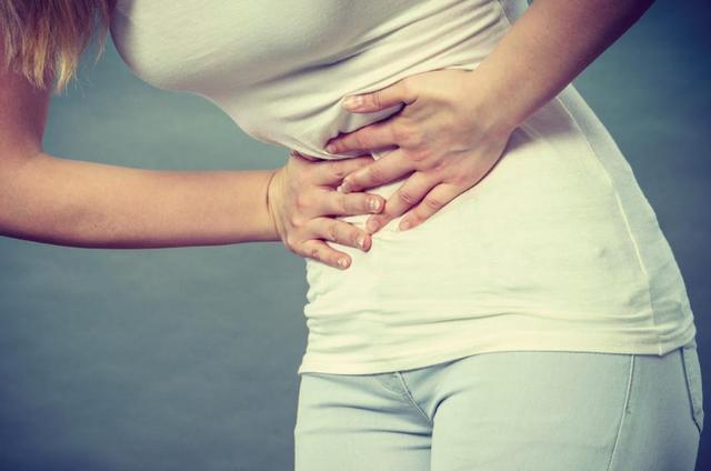 子宫内膜|52岁阿姨绝经后“倒开花”，查出宫颈癌，医生2现象别忽视