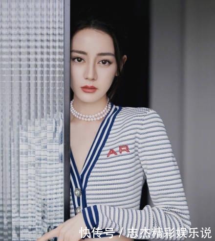 深色|画眉毛时，最深的地方不是眉尾，很多人都画错了