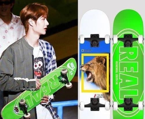 王一博炫耀家中“豪车”,除滑板赛车外,又添一烧钱爱好!