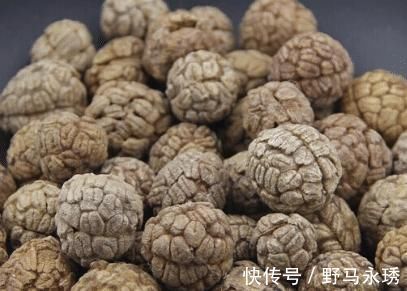 用它除鱼腥味效果最佳，只用半颗，腥味全无，鱼肉变得更鲜香！