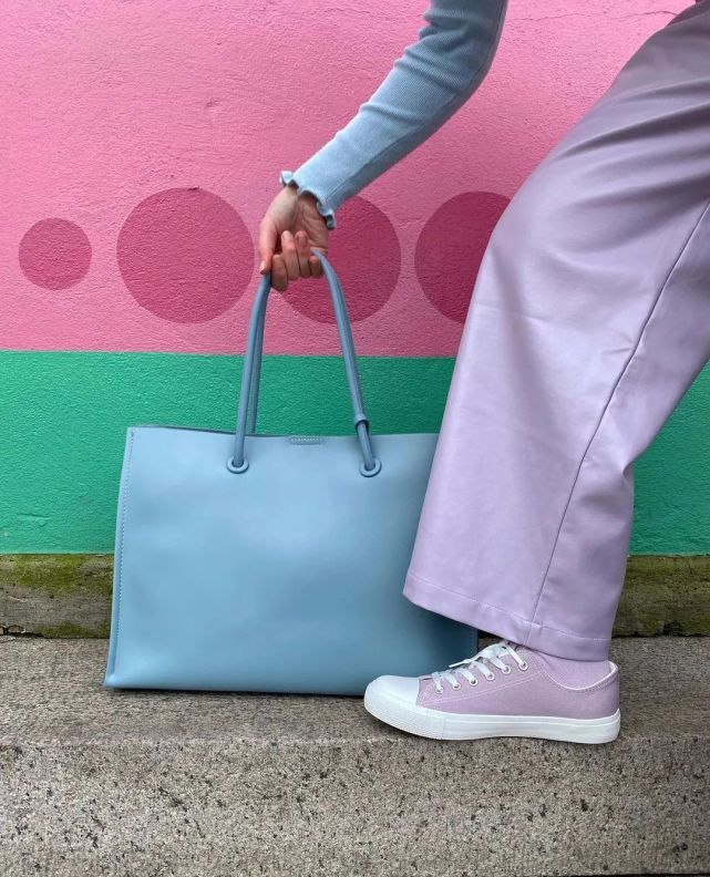 fendi|不会吧？原来最火的包包是「购物袋」