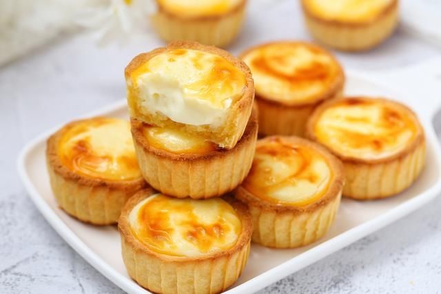 无需打发黄油，烘焙小白也会做的美味甜点，外酥里嫩咬一口还爆浆