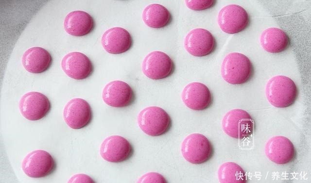  儿童节到了，给孩子做这零食，入口即化，好看又好吃，健康无添加