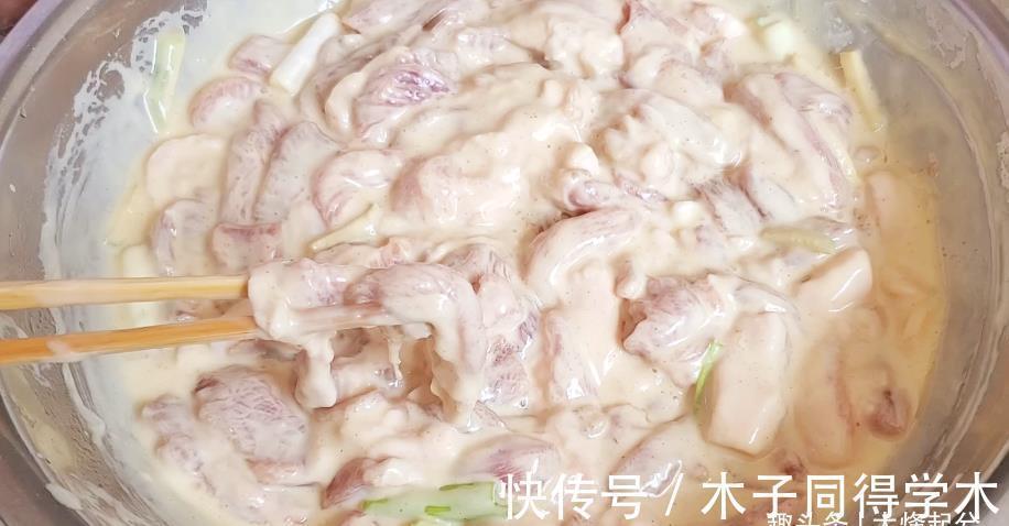 面粉|五花肉别炖着吃了，教你最过瘾的做法，香而不腻，大厨吃了都点赞