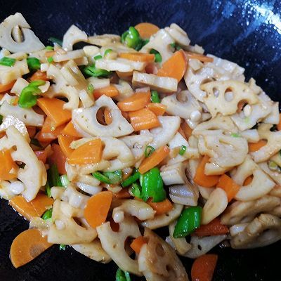 快手菜|家常快手菜小炒藕丁