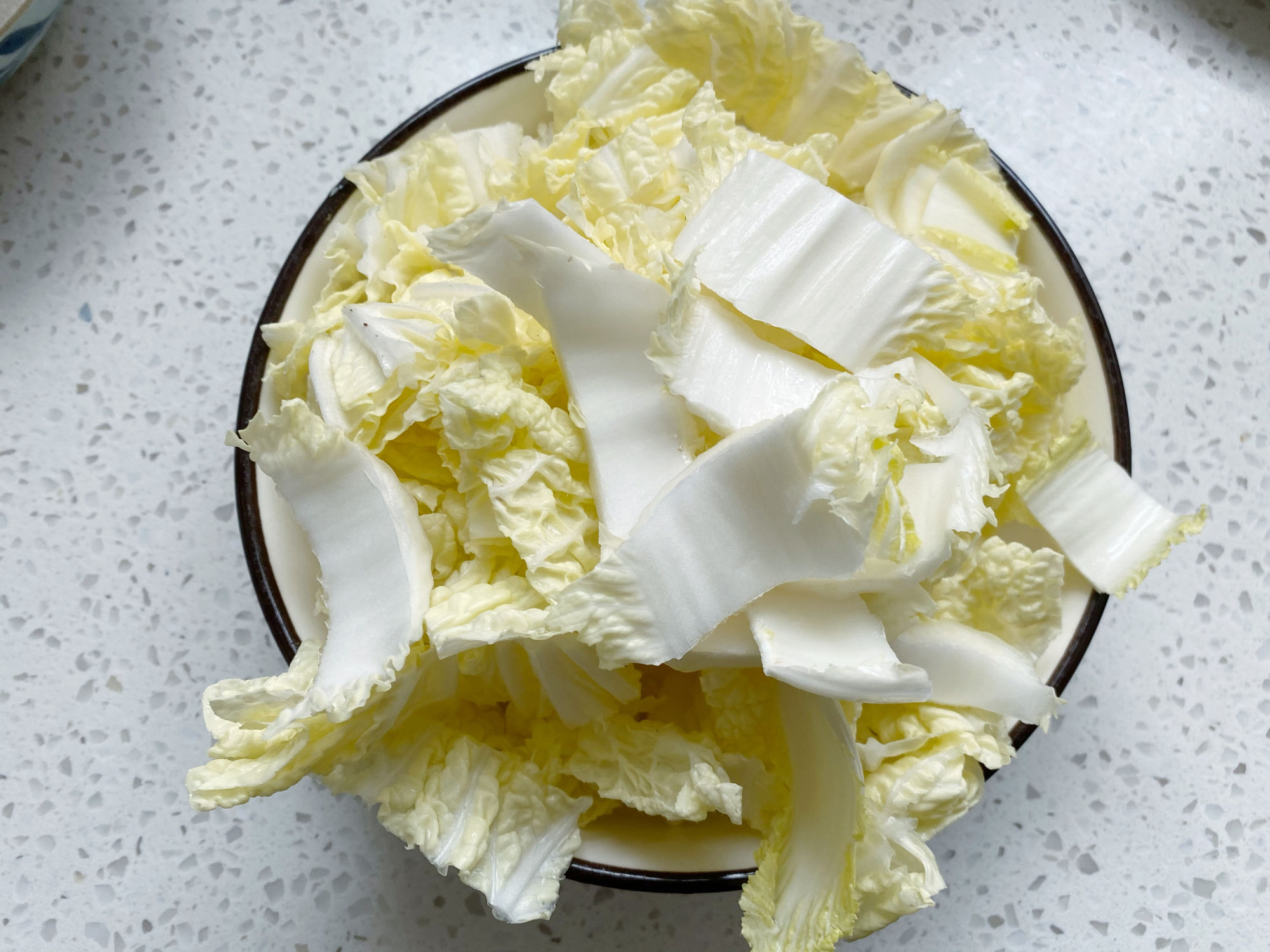  鲜嫩|白菜包饺子要不要焯水？传统老做法告诉你这样做，鲜嫩多汁营养高