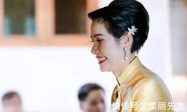 提帮功王子@诗妮娜联手提帮功!晒出“全家福”,三口之家没有王后