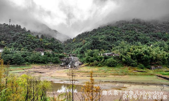 康熙年间|曾经清朝富甲一方，现如今却衰败没落，一座长在山中神秘的古村落