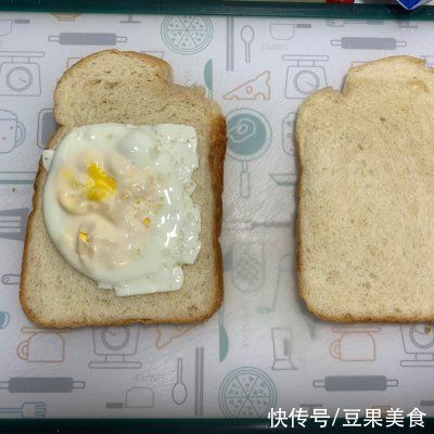 沙拉酱|鸡蛋火腿肠三明治你这么做，不怕你不上瘾