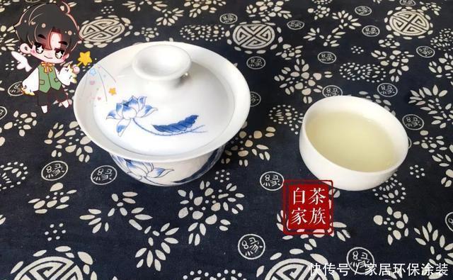泡茶的时|意想不到,85℃温水泡白茶影响这么大,老茶农:现在明白不晚