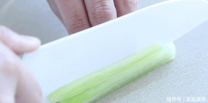 美味|简单好吃的鲜蔬蛋皮串串,造型好看,营养美味,孩子爱吃的辅食