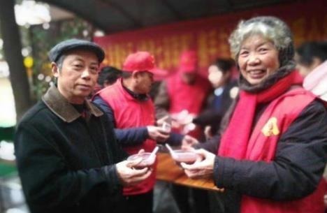 小知识|百岁老人“血管”年轻像70岁,养生与喝水睡觉无关,与此3事有关