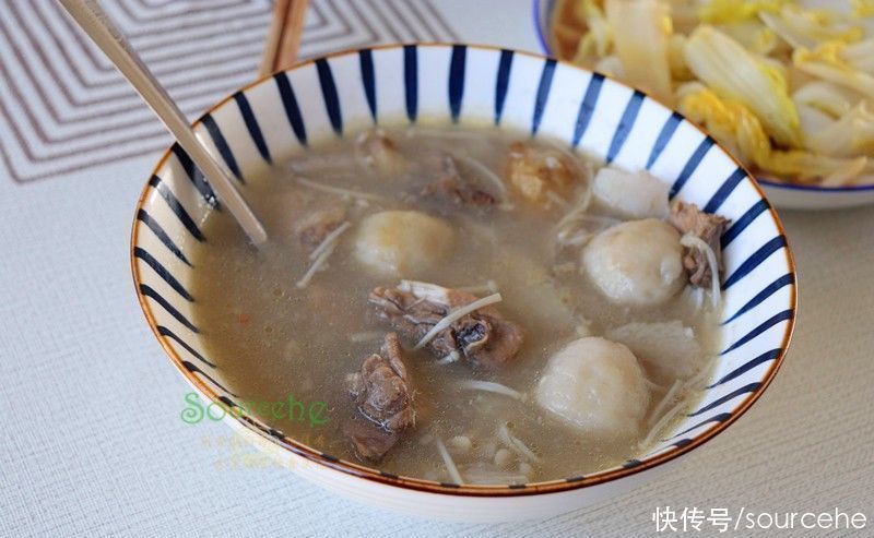 冬天的晚餐四菜一汤,只需30分钟,热乎乎端上桌,实惠又美味