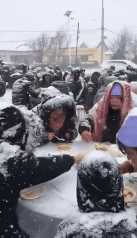 |搞笑GIF：本来想给女友一个惊喜 结果我在医院躺了三个月