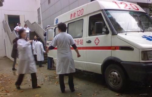 张姨|吃他汀和阿司匹林，坚持吃和偶尔吃，有什么区别？怎样吃才安全？