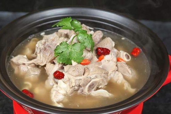 驱寒|霜降后，用这2样煲汤，驱寒暖身暖胃，家人常喝身体倍棒不怕冷