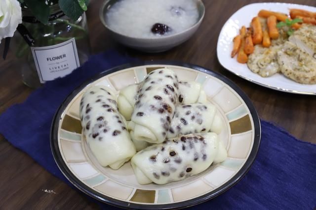 早餐不会蒸包子，就做这个红豆卷，好看好吃，一次就能成功