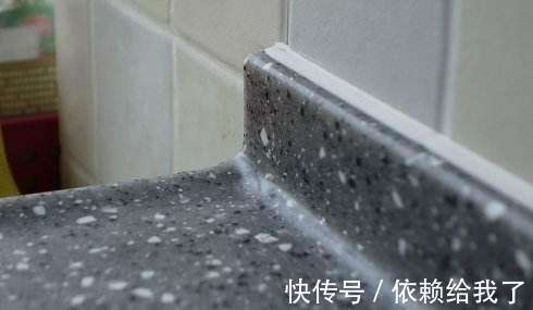 水条|橱柜台面万万要装这个东西,好多人嫌丑没装,住进去就知有多实用