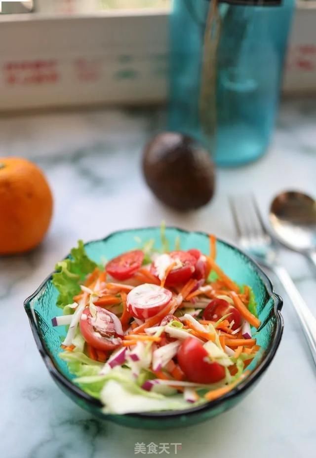 减肥瘦身吃什么送你8道清爽减脂沙拉，边吃边瘦不是梦哦