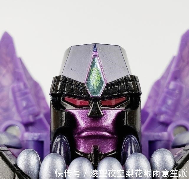 动画|超还原的霸王龙威震天玩具,但是要卖1700实在太贵了!