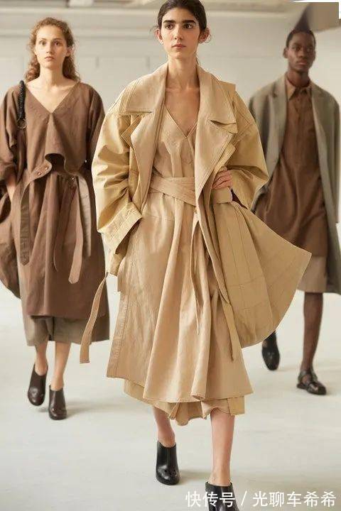 套装|一身同色,永不过时的高级感