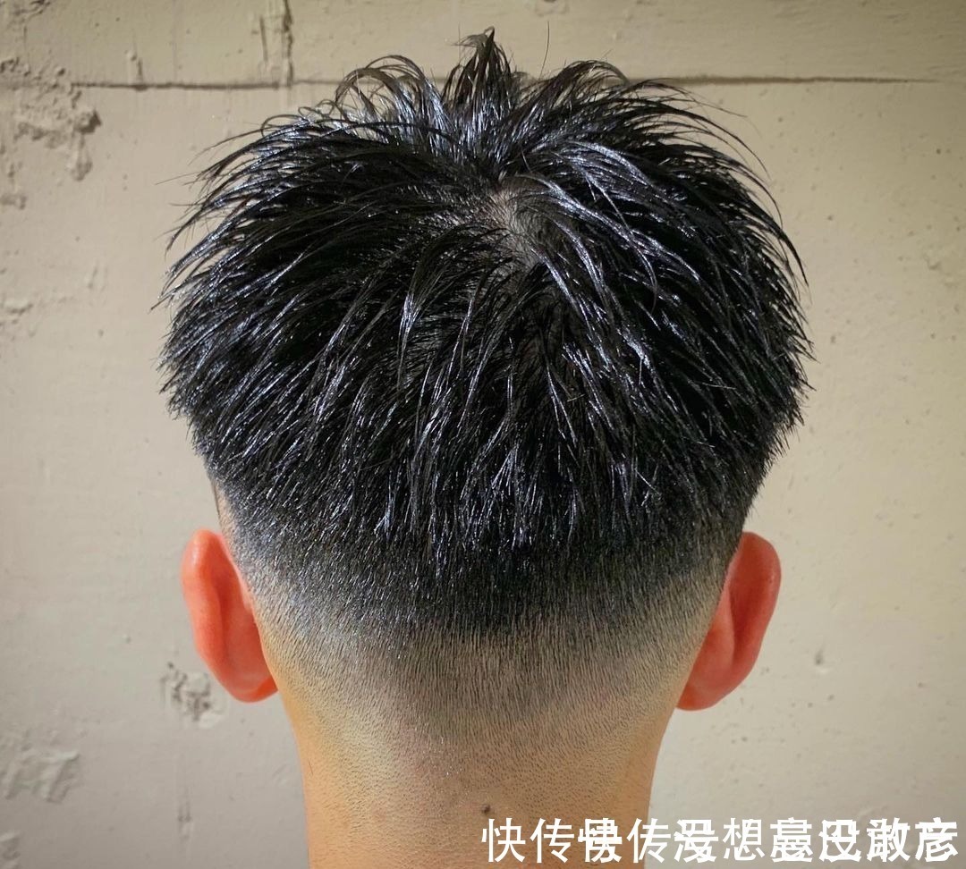 头顶 男士发型不知怎么剪?试试这几款,让你帅到颜值翻倍