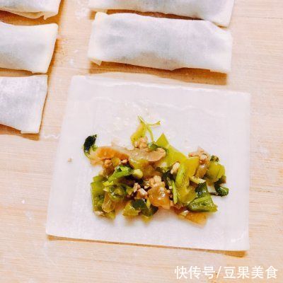 青椒|你和幸福就差这一份馄饨皮版北京名吃褡裢火烧