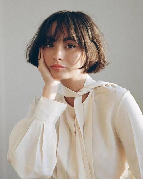 “法式慵懒”的扎发，短发，长发，看这一篇够了！